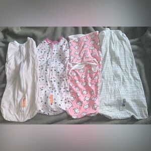 EUC Set of 4 baby sleep sacks size S/M Swaddle Me